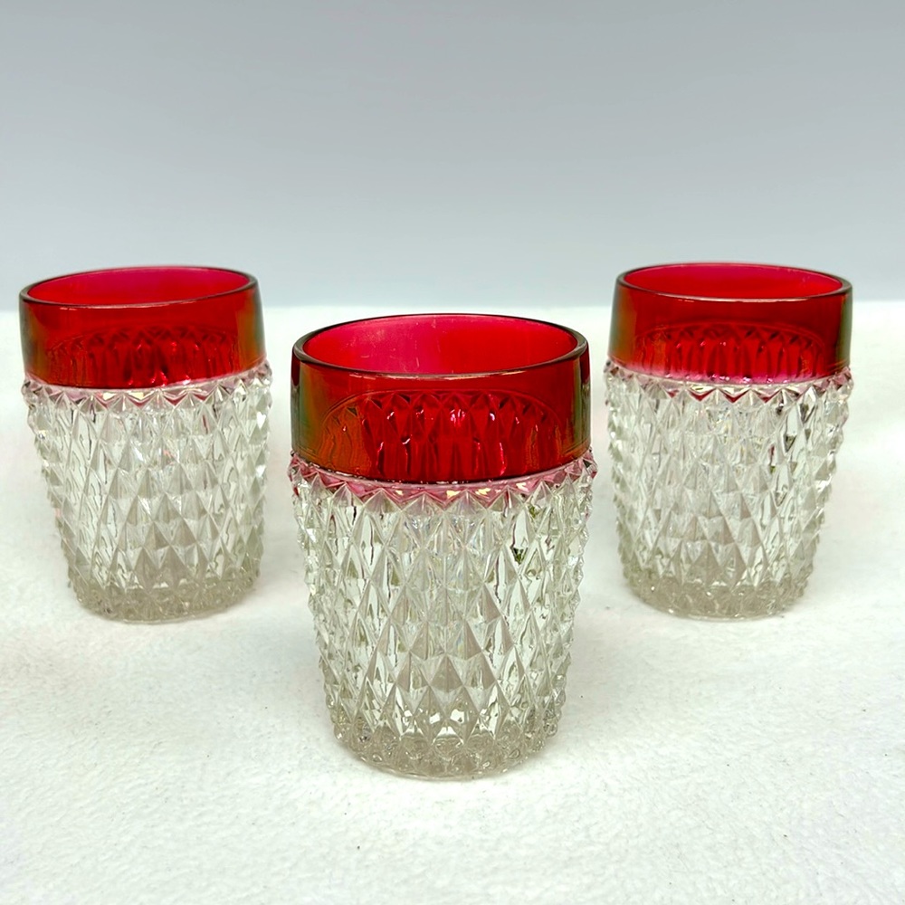 Vintage 1970’s set of 3 DIAMOND POINT 4.5” ruby flash tumblers by Indian Glass